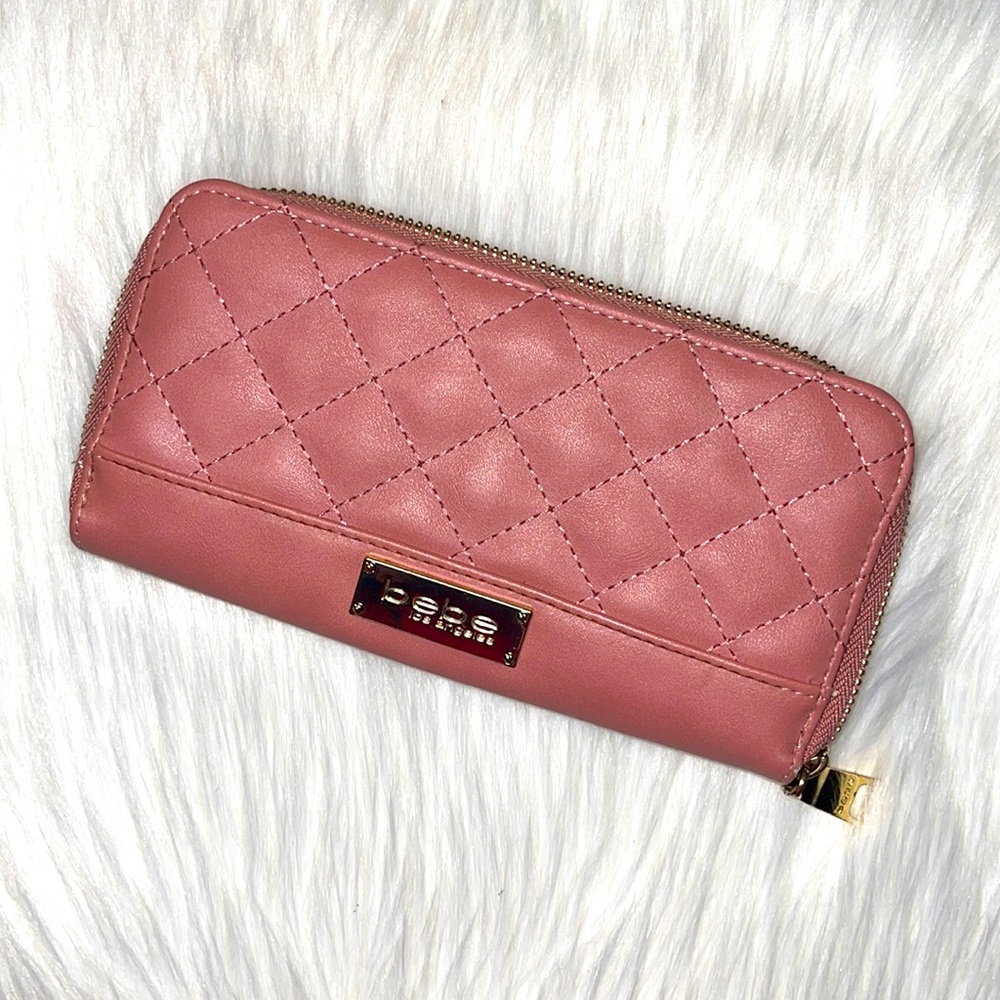USED GREAT CONDITION BEBE WALLET